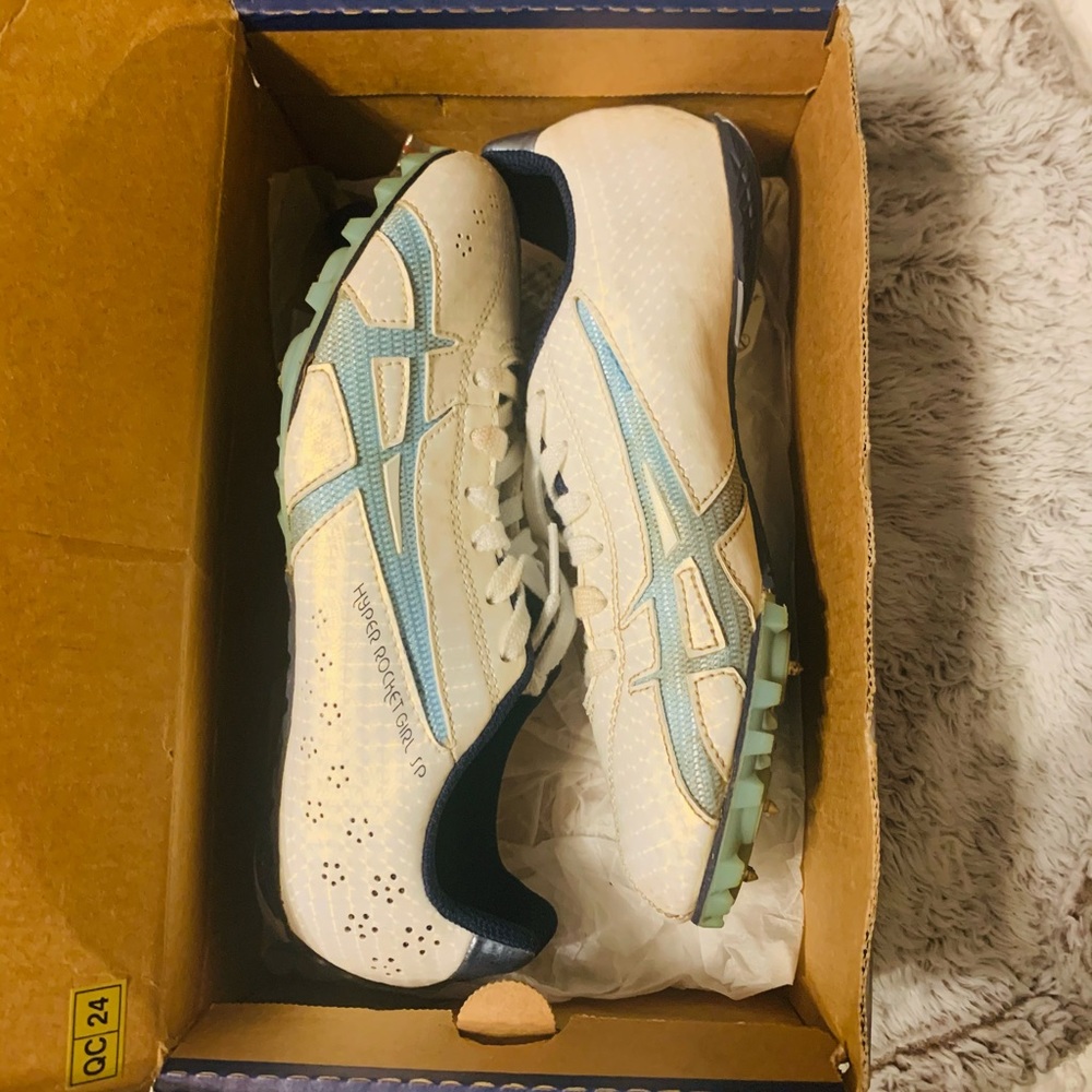 Track Spikes